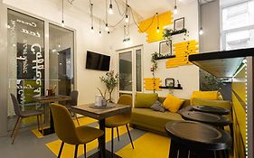 Stories Hub